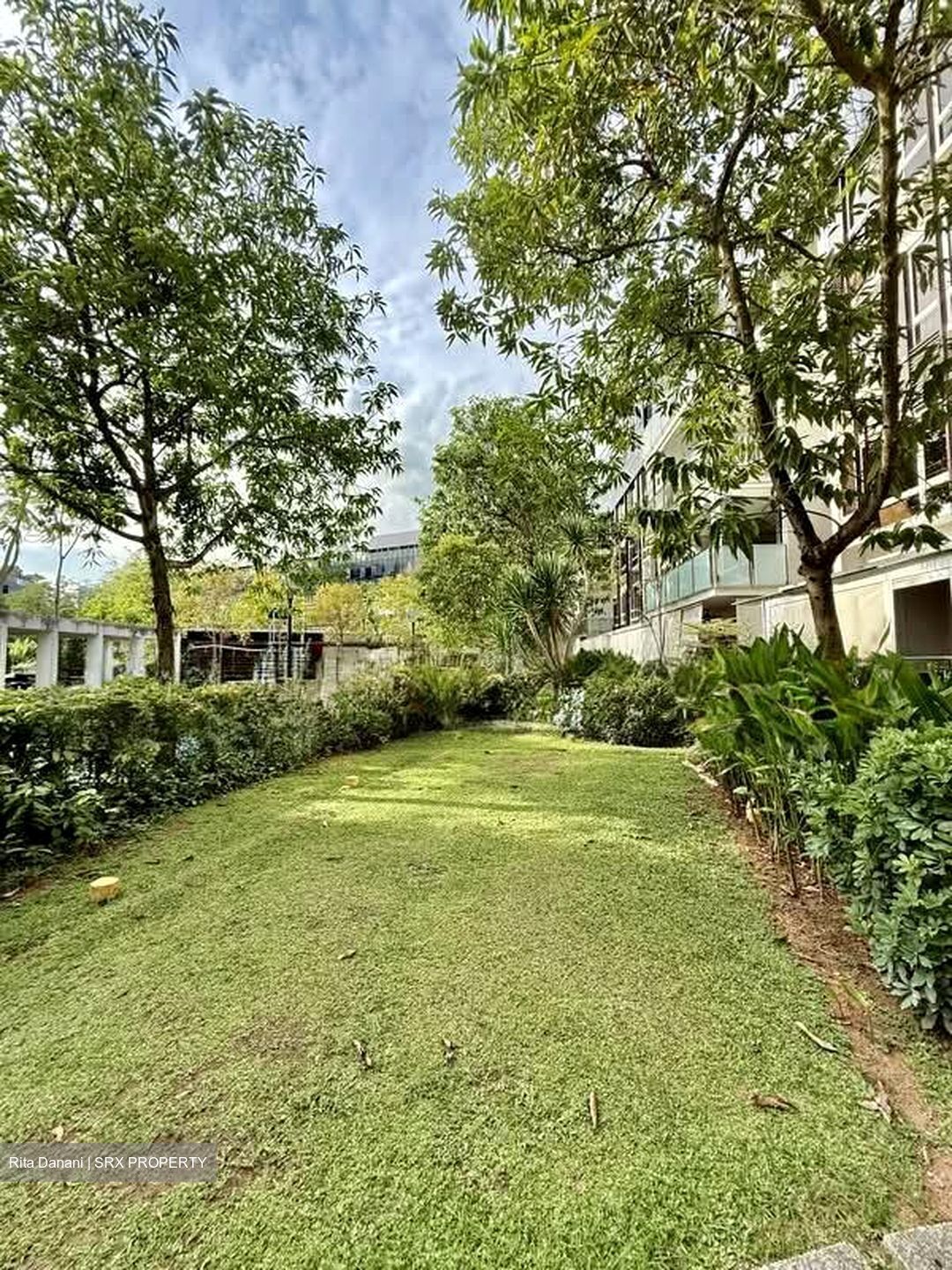 Flamingo Valley (D15), Condominium #533682391